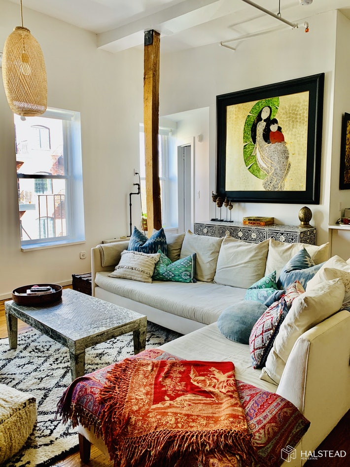 PRIME WILLIAMSBURG 1 BED FURNISHED LOFT!