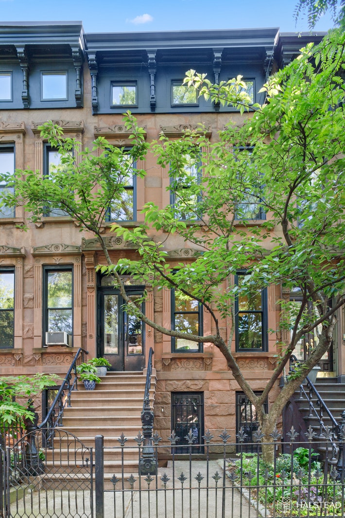 438 7TH STREET