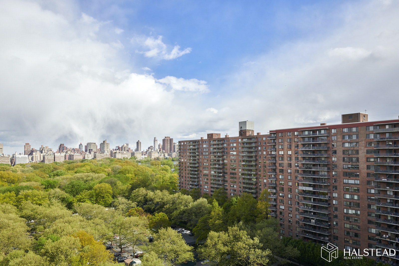 392 CENTRAL PARK WEST 18AB