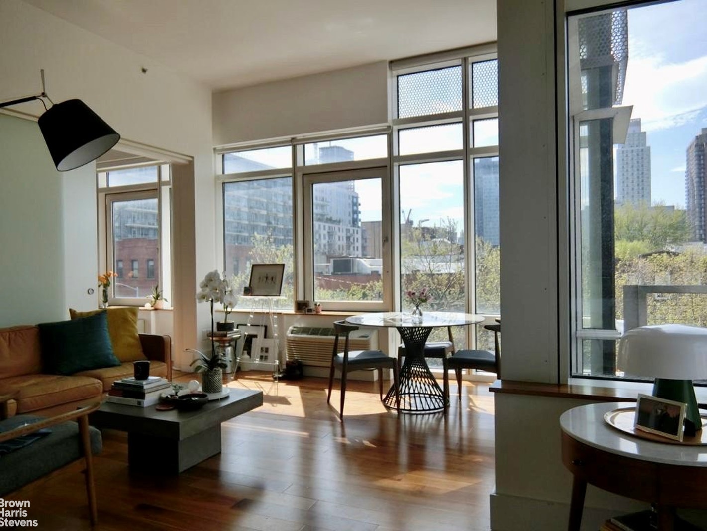 10 -17 JACKSON AVENUE