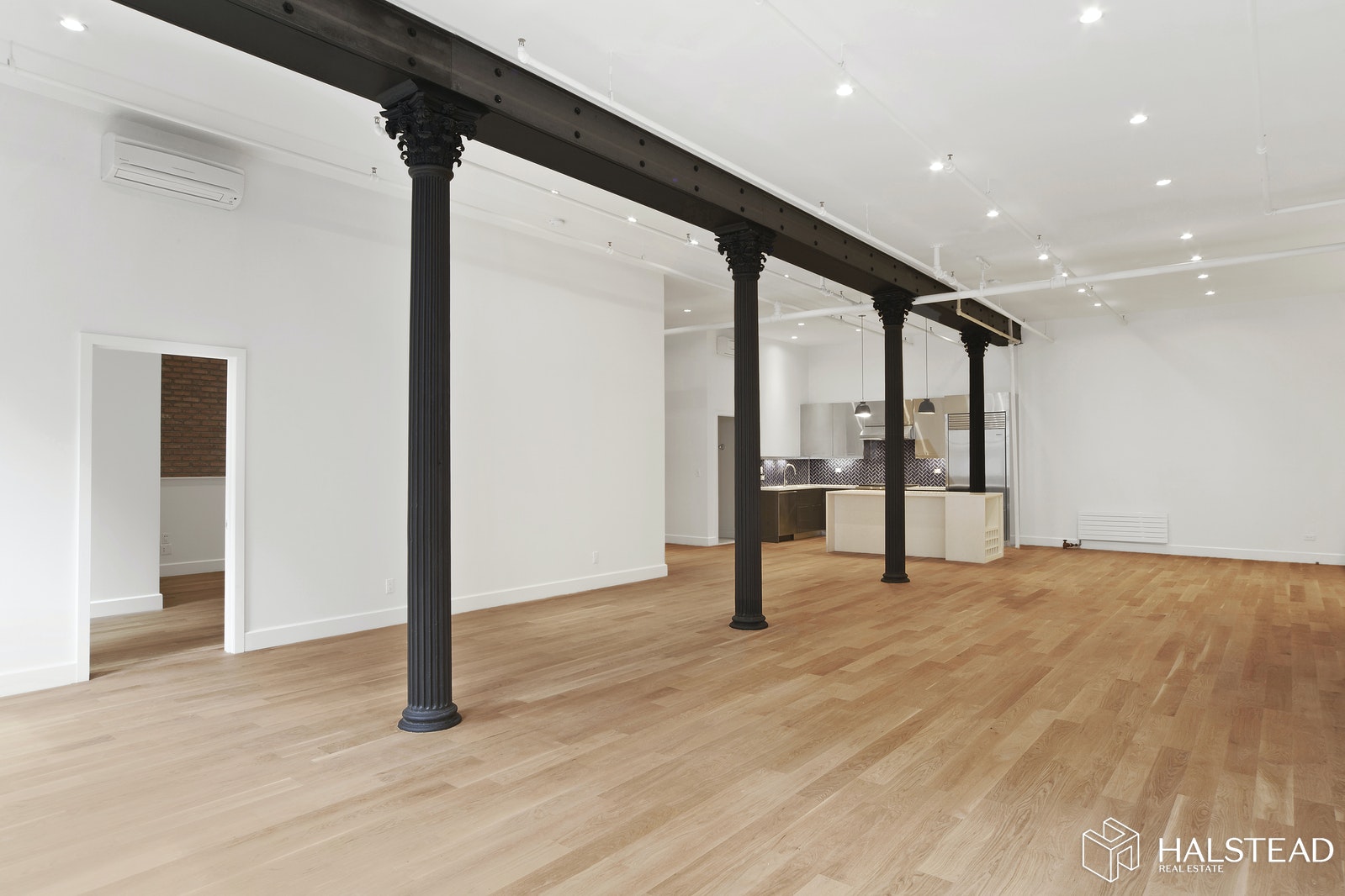 Photo 1 of 39 Walker Street 4R, Tribeca, NYC, $8,500, Web #: 20216227