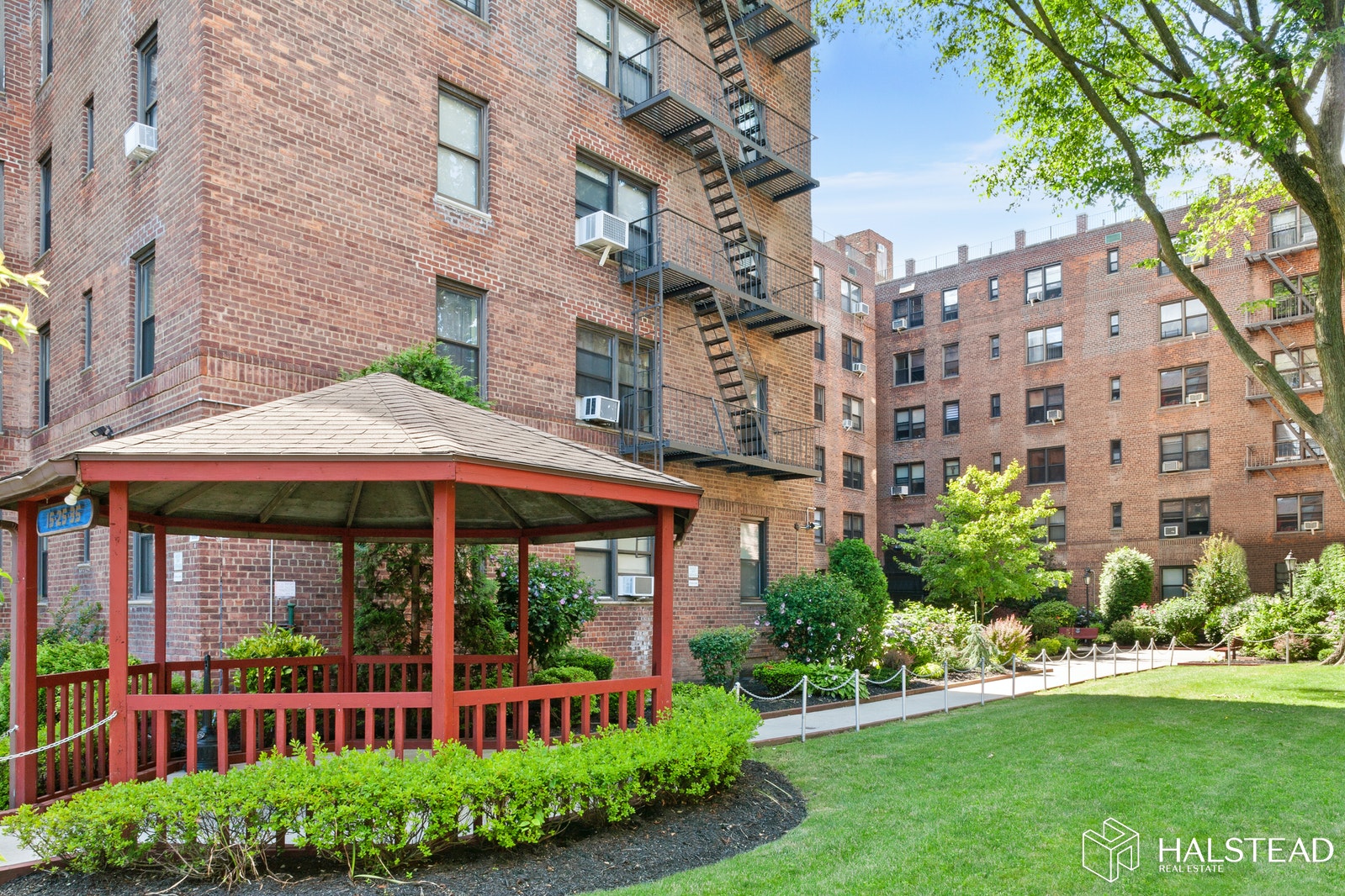 35 OLIVER STREET 2F
