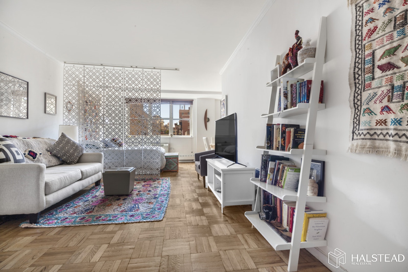 63 EAST 9TH STREET 10B