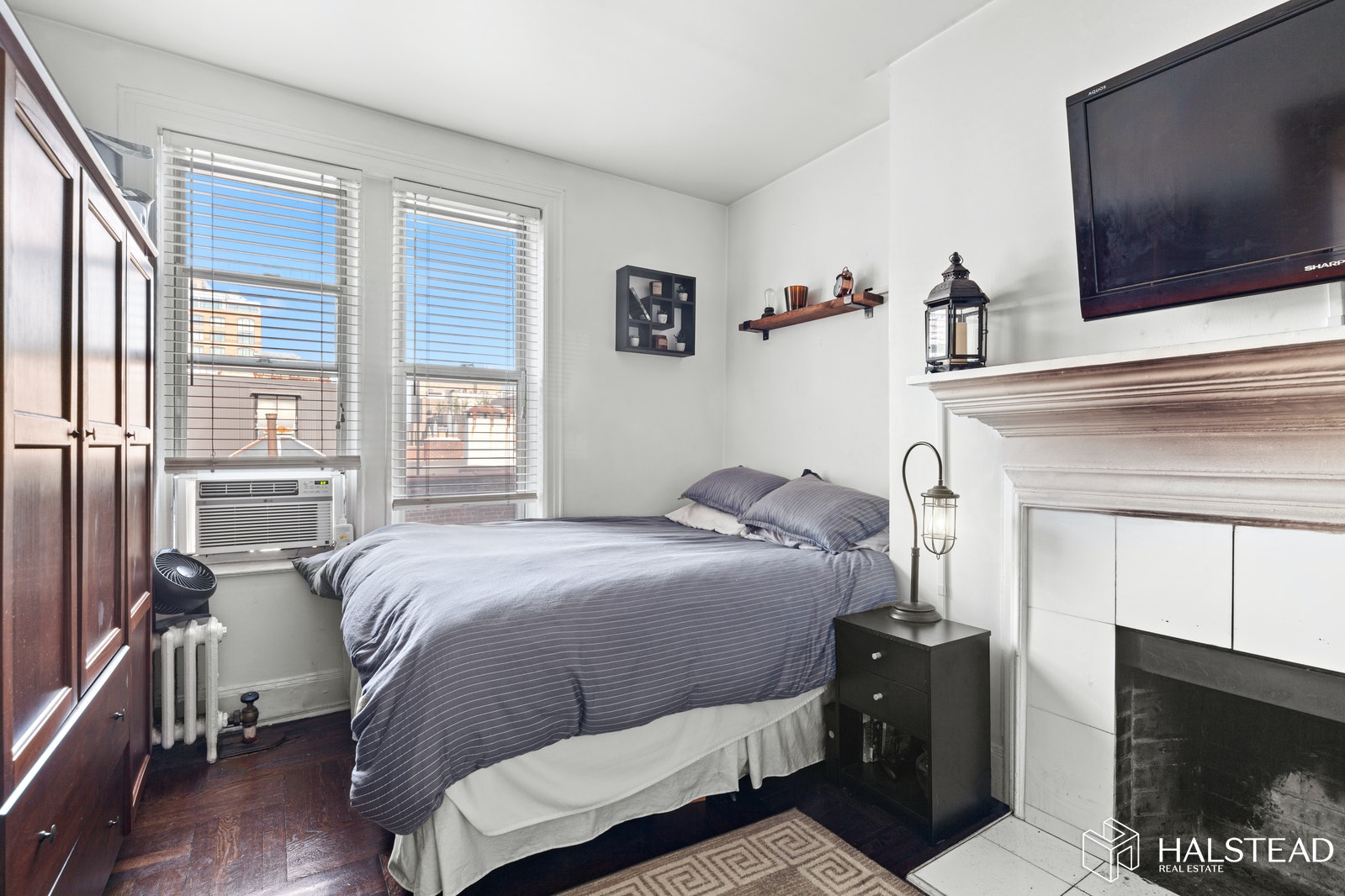 Photo 1 of 344 West 12th Street 6E, West Village, NYC, $400,000, Web #: 20258225