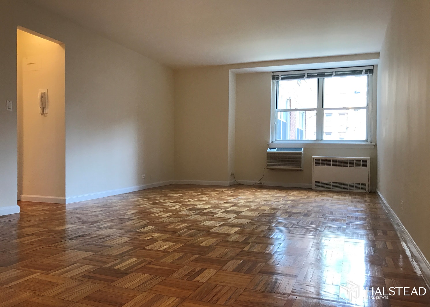 201 EAST 19TH STREET 4A