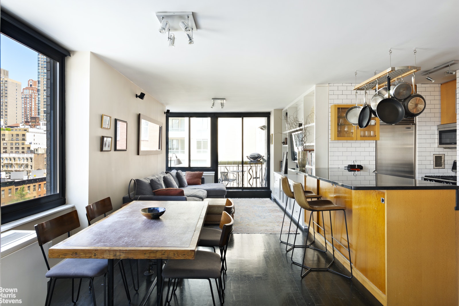 303 EAST 60TH STREET