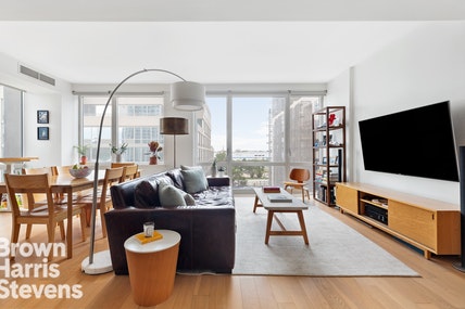 22 NORTH 6TH STREET 7E