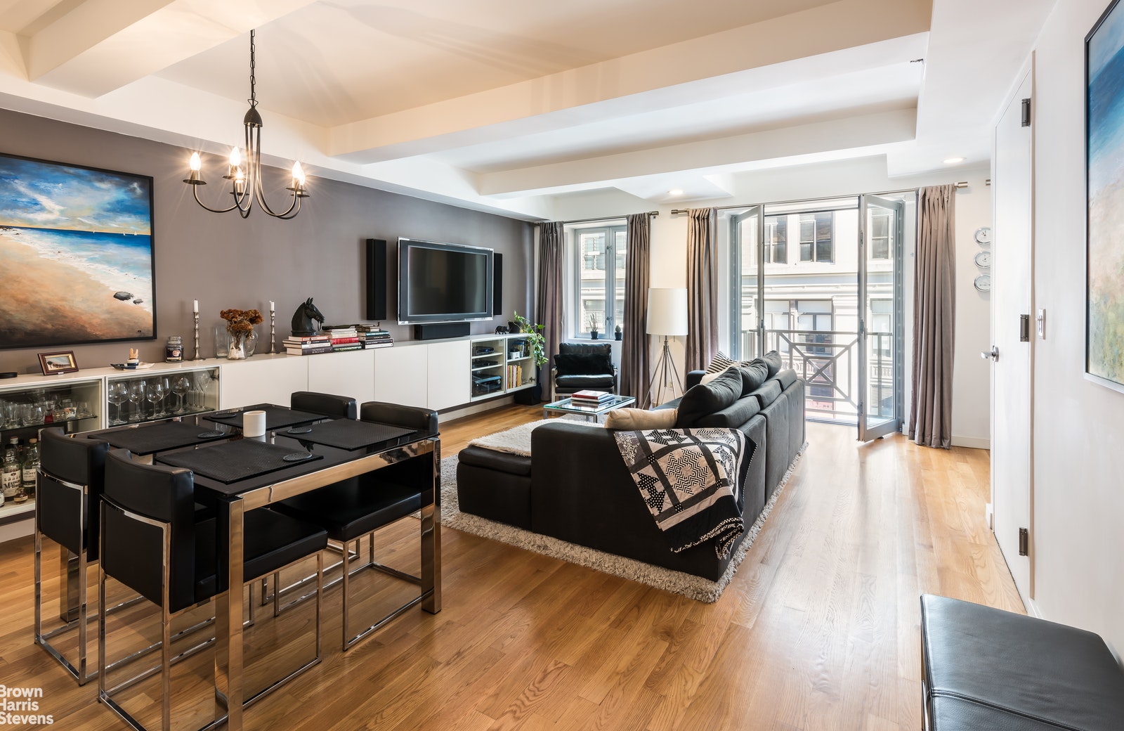 82 UNIVERSITY PLACE 3