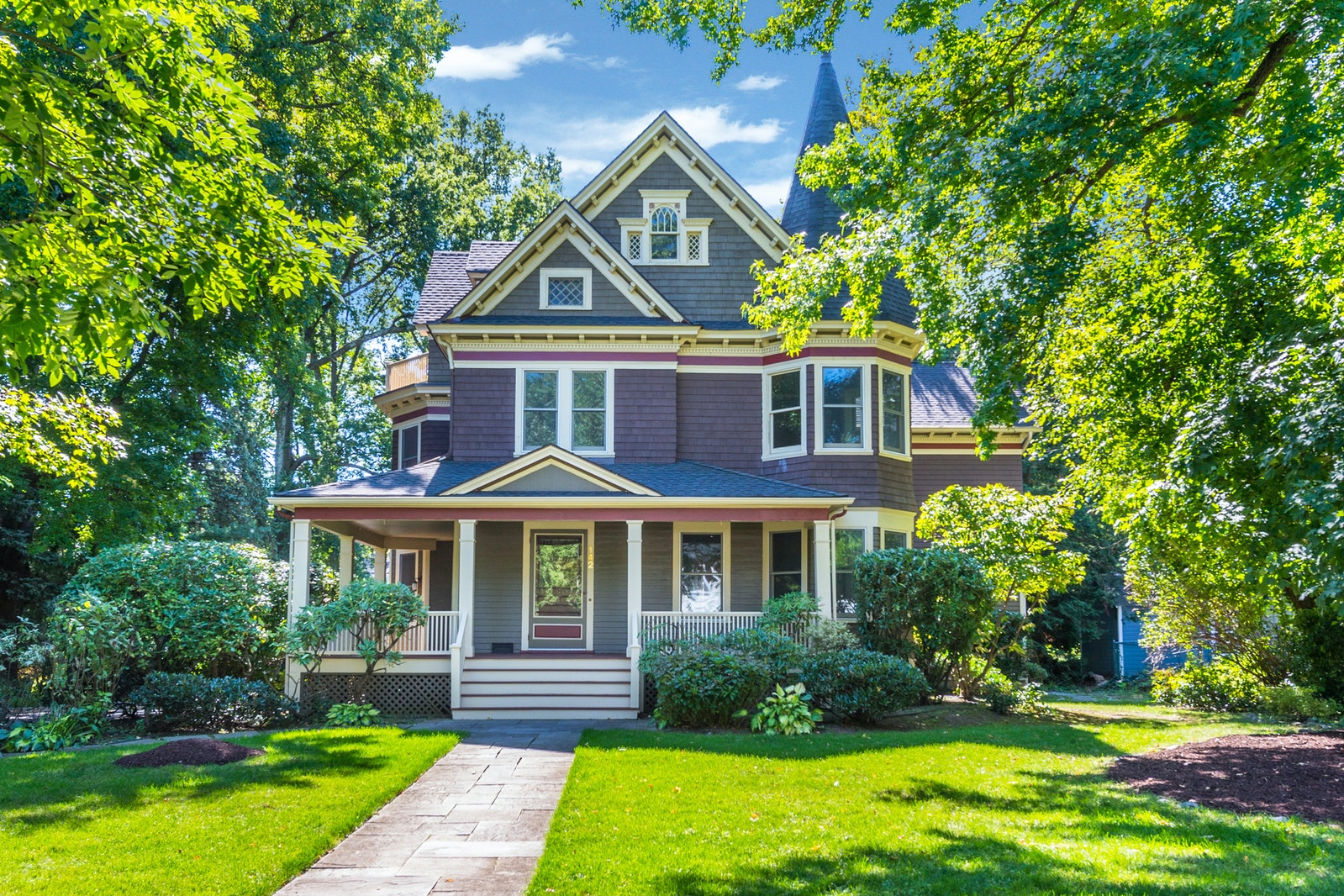 142 LORRAINE AVENUE