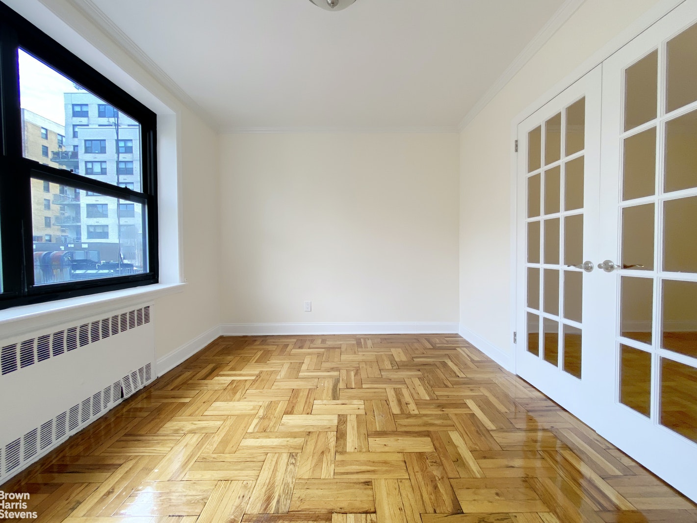 Photo 1 of 70 Irving Place 6D, Gramercy Park, NYC, $2,500, Web #: 20456394