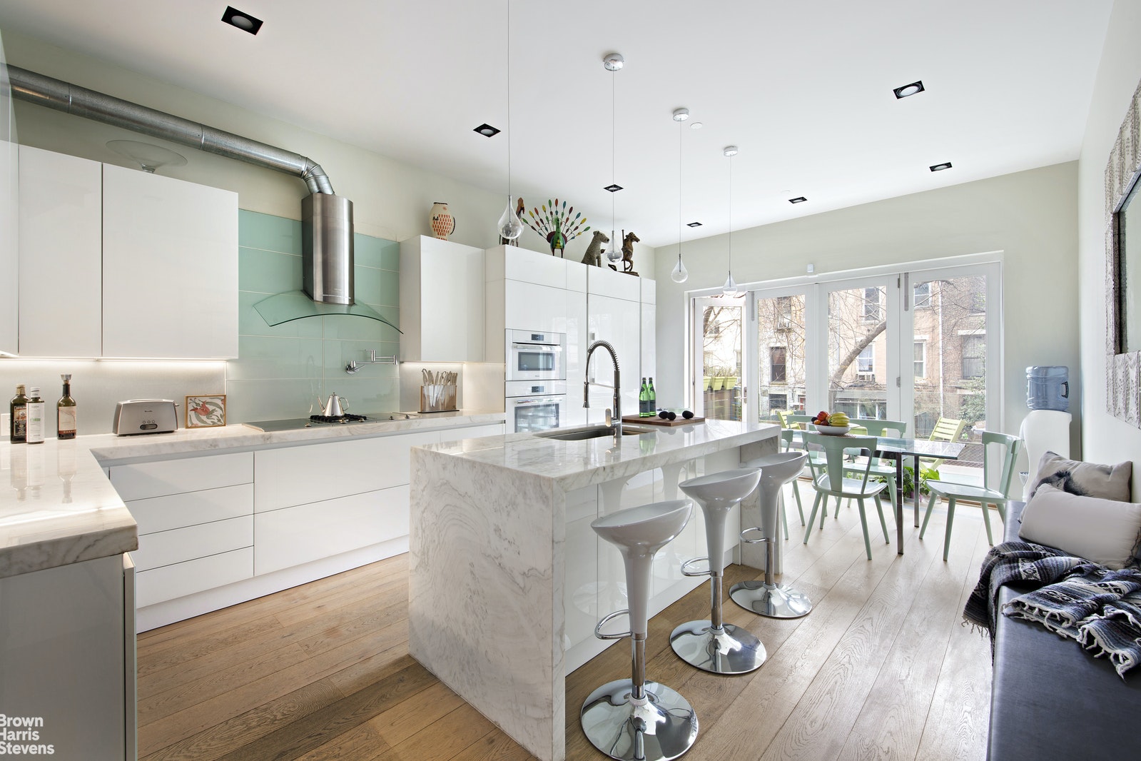 310 WEST 137TH STREET
