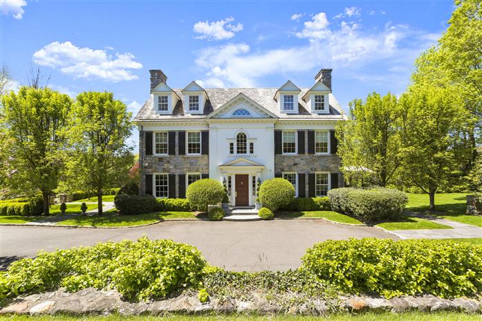 396 Round Hill Rd