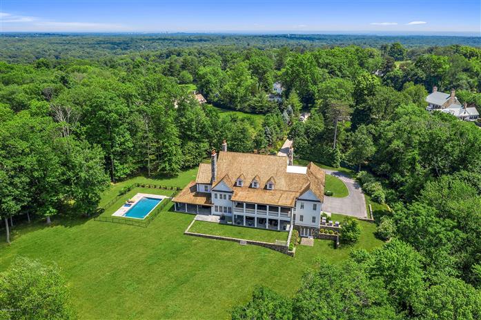 516 Round Hill Rd