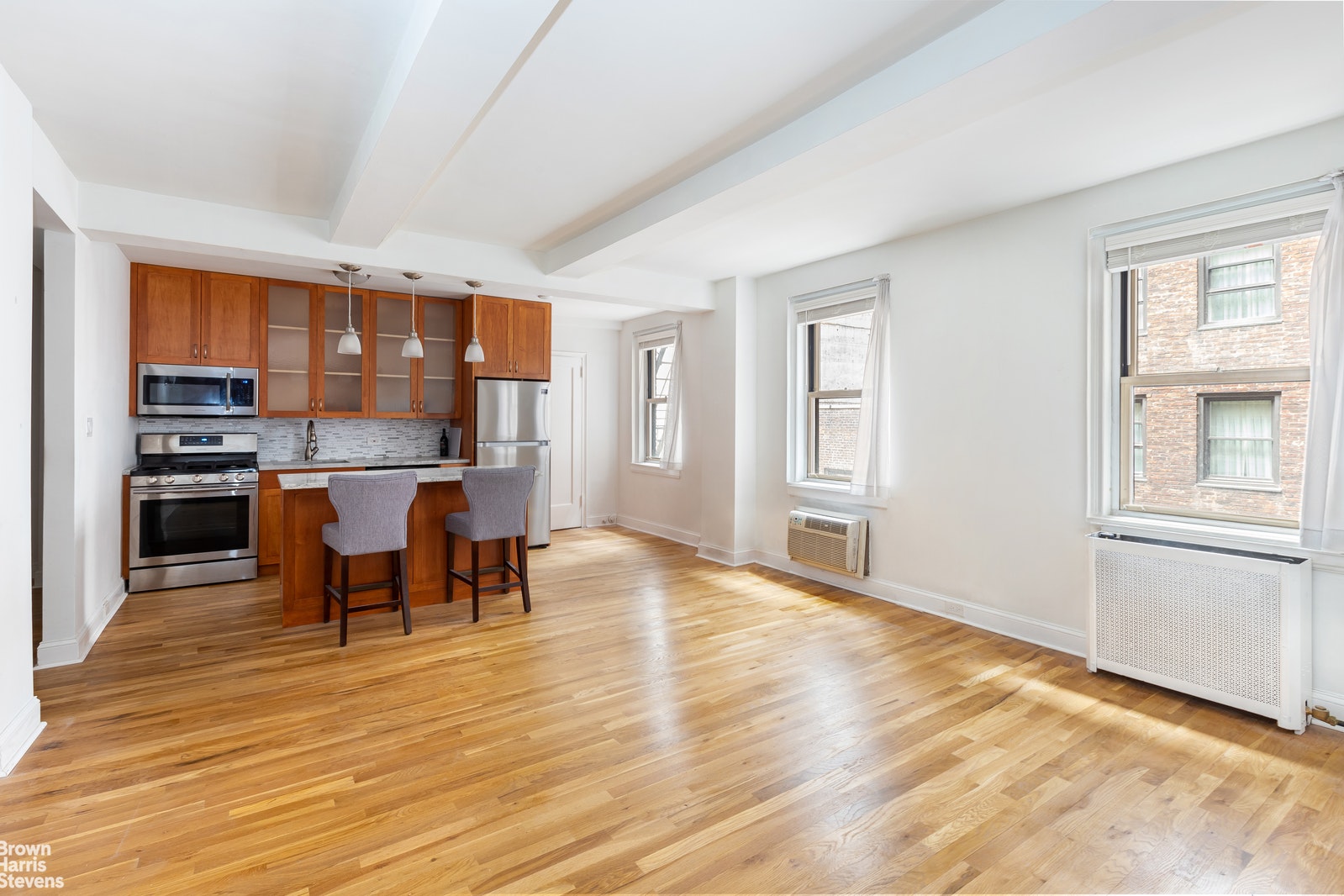 Photo 1 of 155 East 49th Street, Midtown East, NYC, $350,000, Web #: 21005225