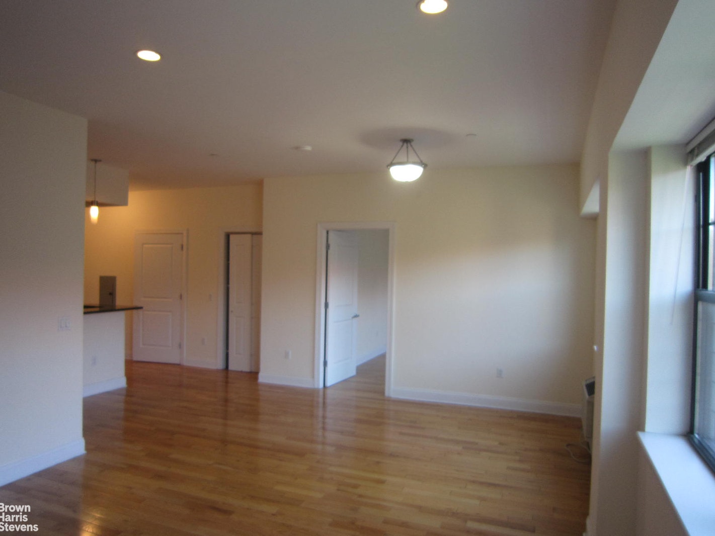 SPACIOUS BEAUTIFULLY RENOVATED 2BD 2BTH