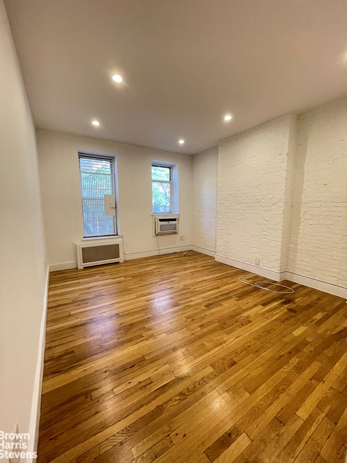 Photo 1 of 1670 Third Avenue 1D, Upper East Side, NYC, $2,195, Web #: 21406762