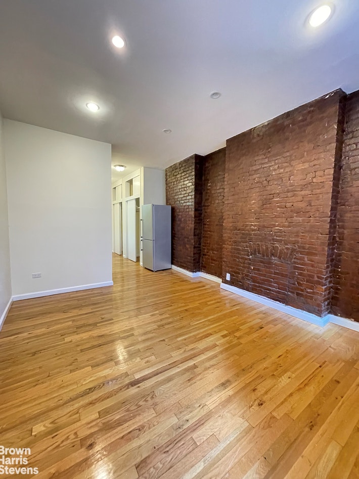 Photo 1 of 1670 Third Avenue, Upper East Side, NYC, $1,895, Web #: 21428877