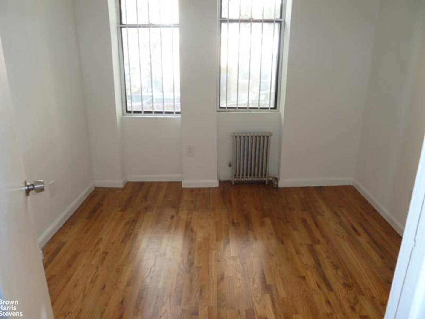 Photo 1 of 630 East 9th Street 1, East Village, NYC, $3,150, Web #: 21694378