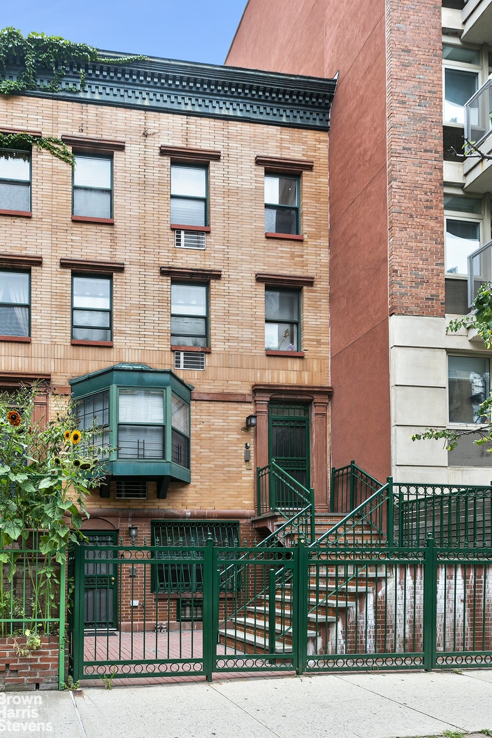 Photo 1 of 267 West 122nd Street 1A, West Harlem, NYC, $2,395, Web #: 21941923