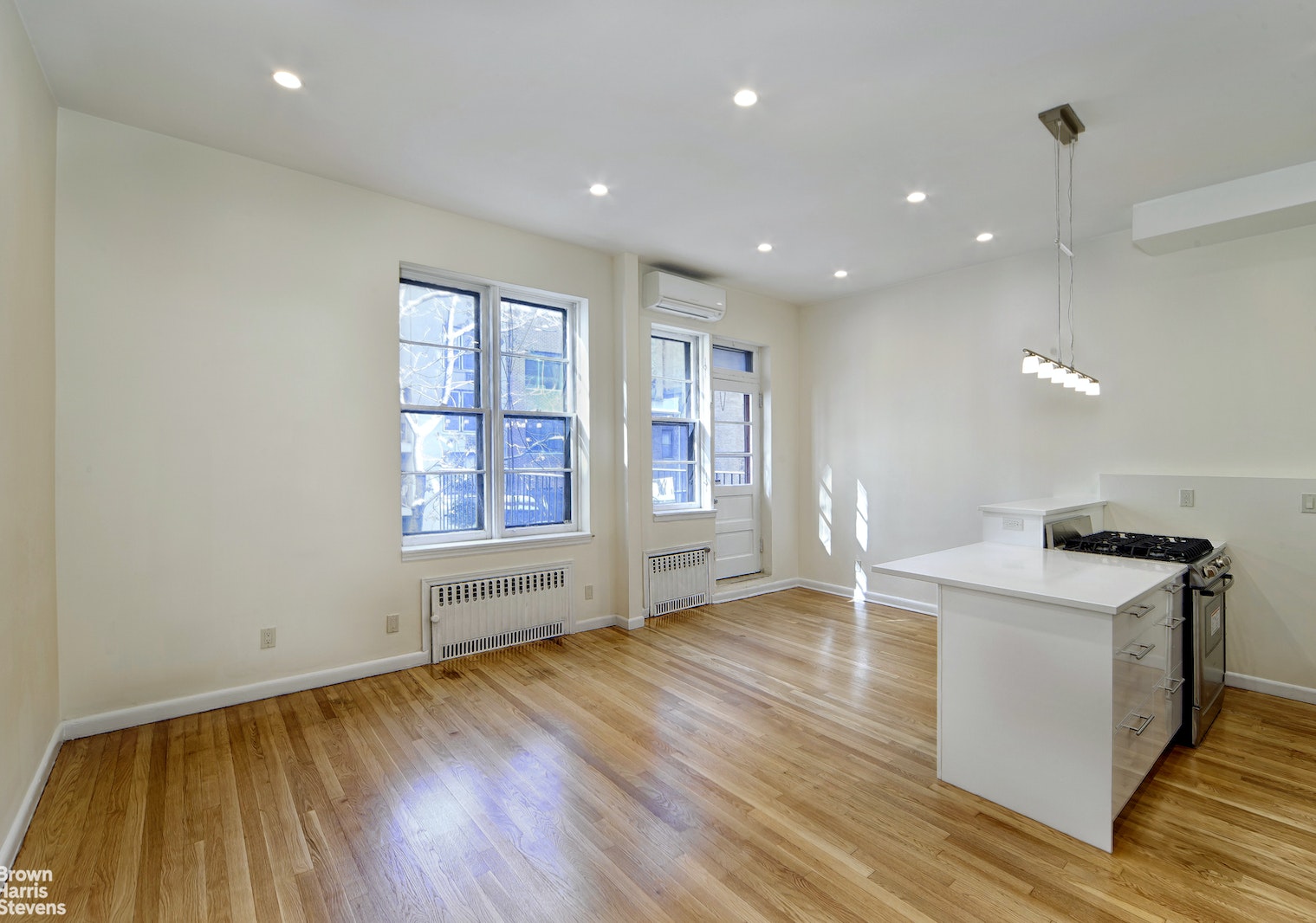 Photo 1 of 275 West 73rd Street 3, Upper West Side, NYC, $5,995, Web #: 22057013