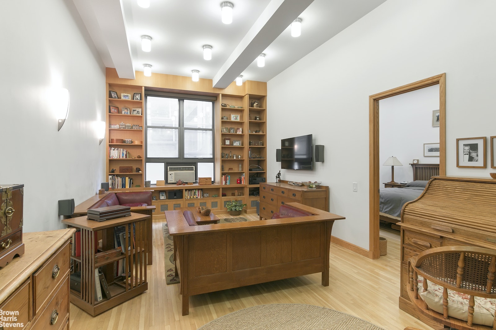 Photo 1 of 148 West 23rd Street 3B, Chelsea, NYC, $865,000, Web #: 22497096