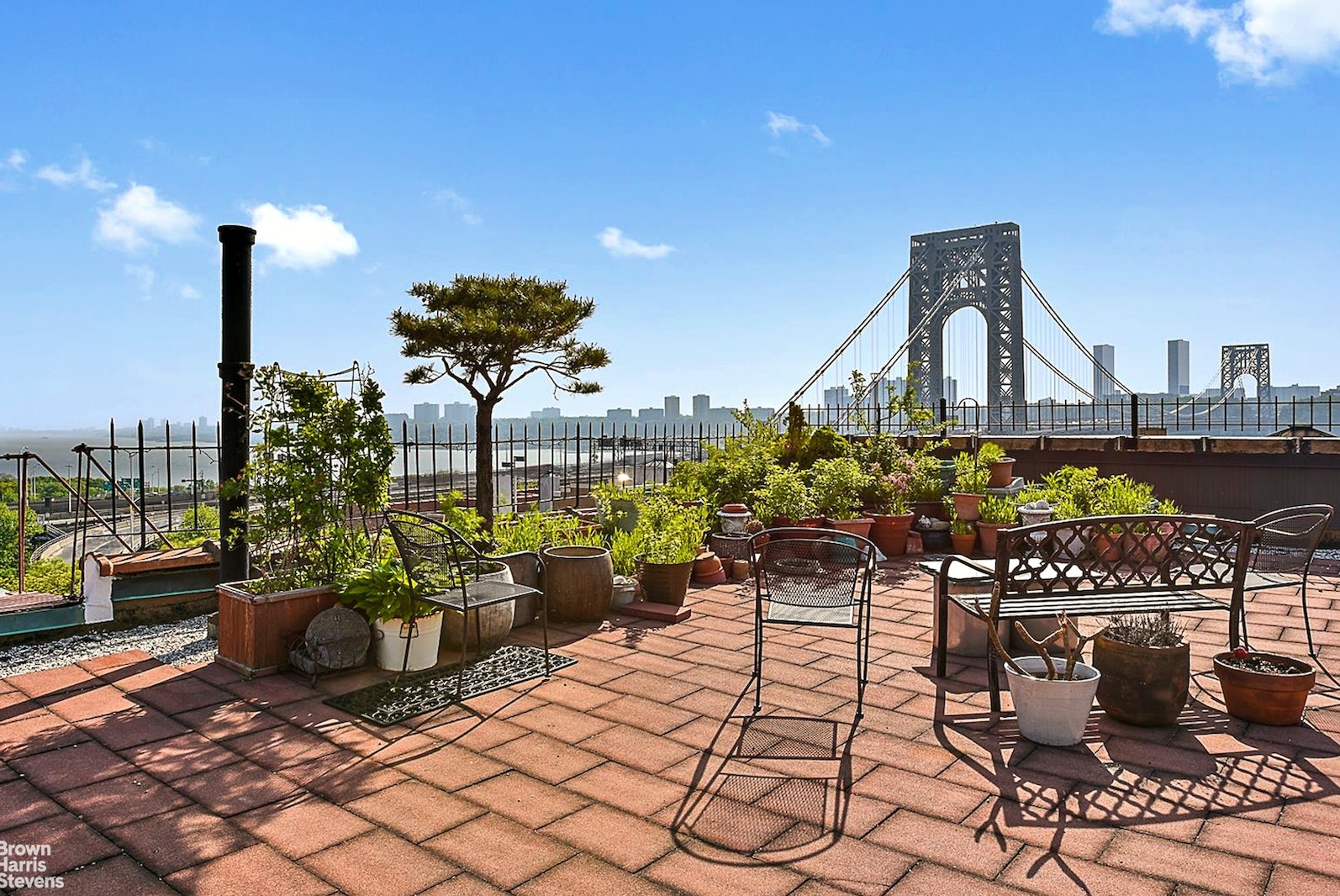 Photo 1 of 854 West 181st Street 1E, Hudson Heights, NYC, $295,000, Web #: 22802678