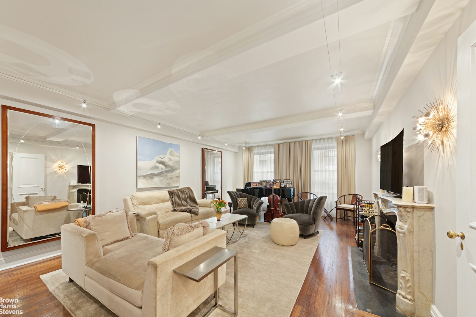 Photo 1 of 320 East 72nd Street, Upper East Side, NYC, $2,795,000, Web #: 22901500