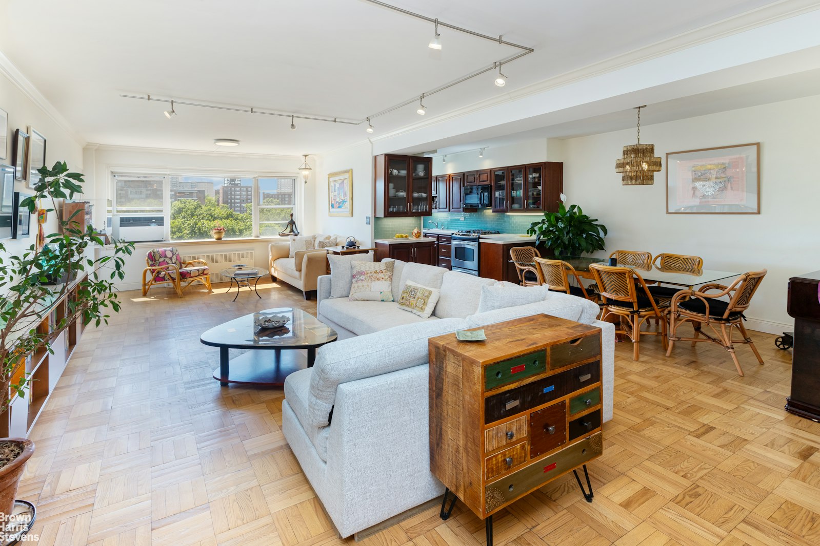 Photo 1 of 750 Kappock St 807, Spuyten Duyvil, New York, $569,999, Web #: 23047777