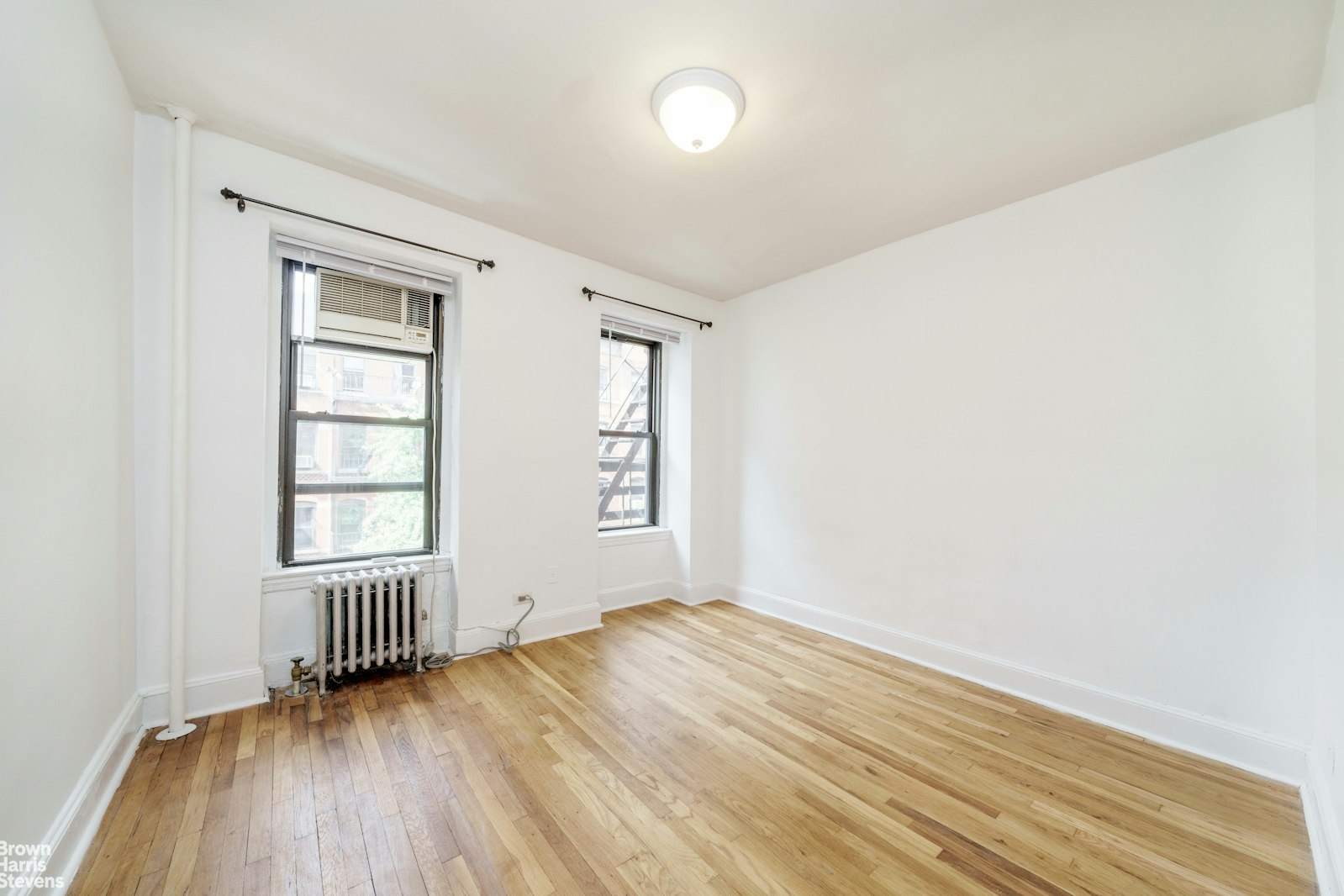 Photo 1 of 213 East 88th Street 4A, Upper East Side, NYC, $2,700, Web #: 23051703