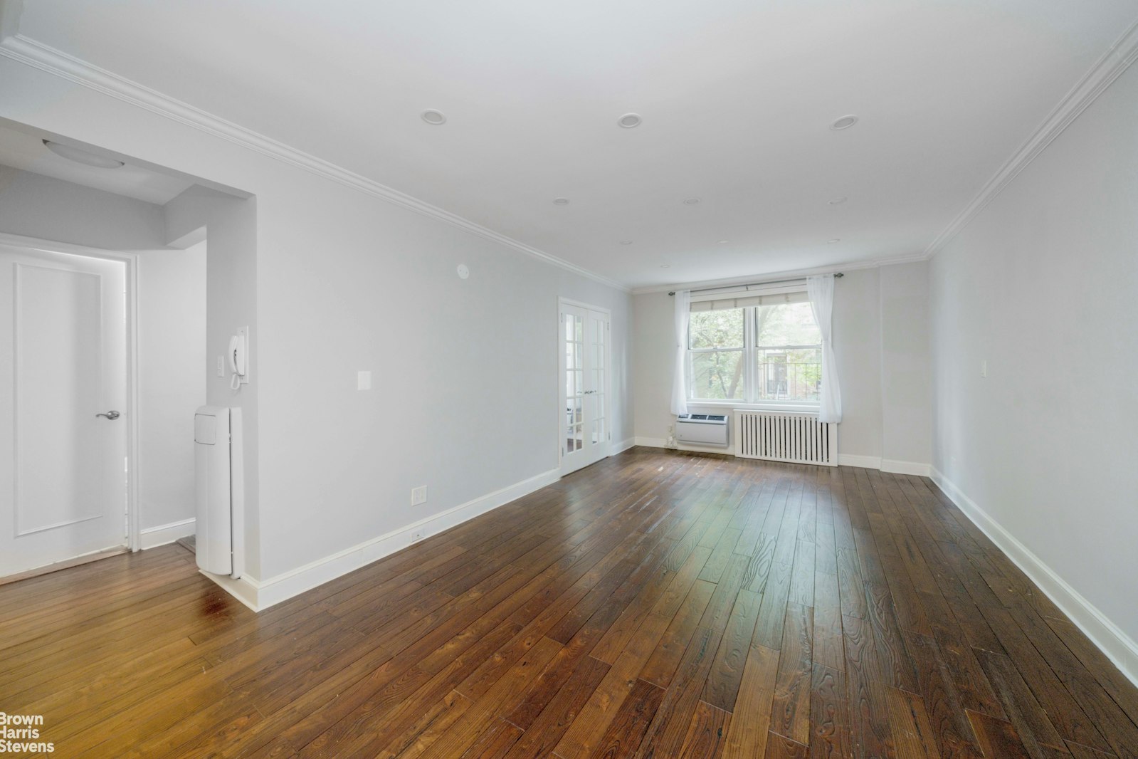 Photo 1 of 64 East 94th Street 3A, Upper East Side, NYC, $4,000, Web #: 23083867