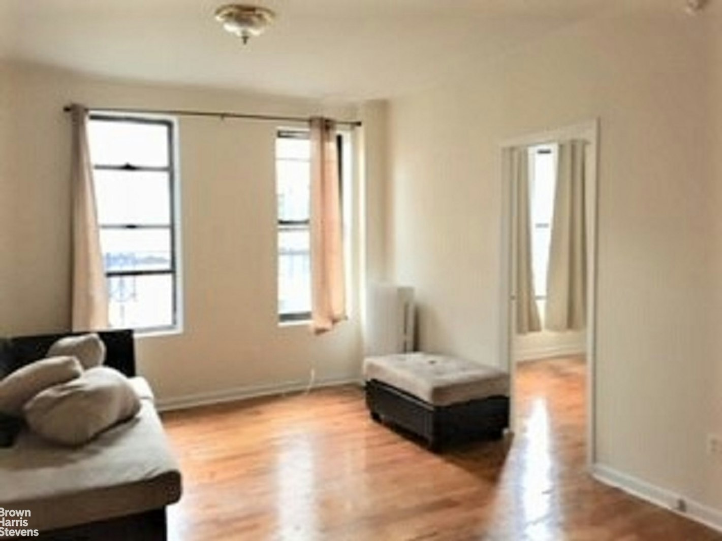 Photo 1 of 57 East 97th Street 16, East Harlem, NYC, $4,000, Web #: 23087852