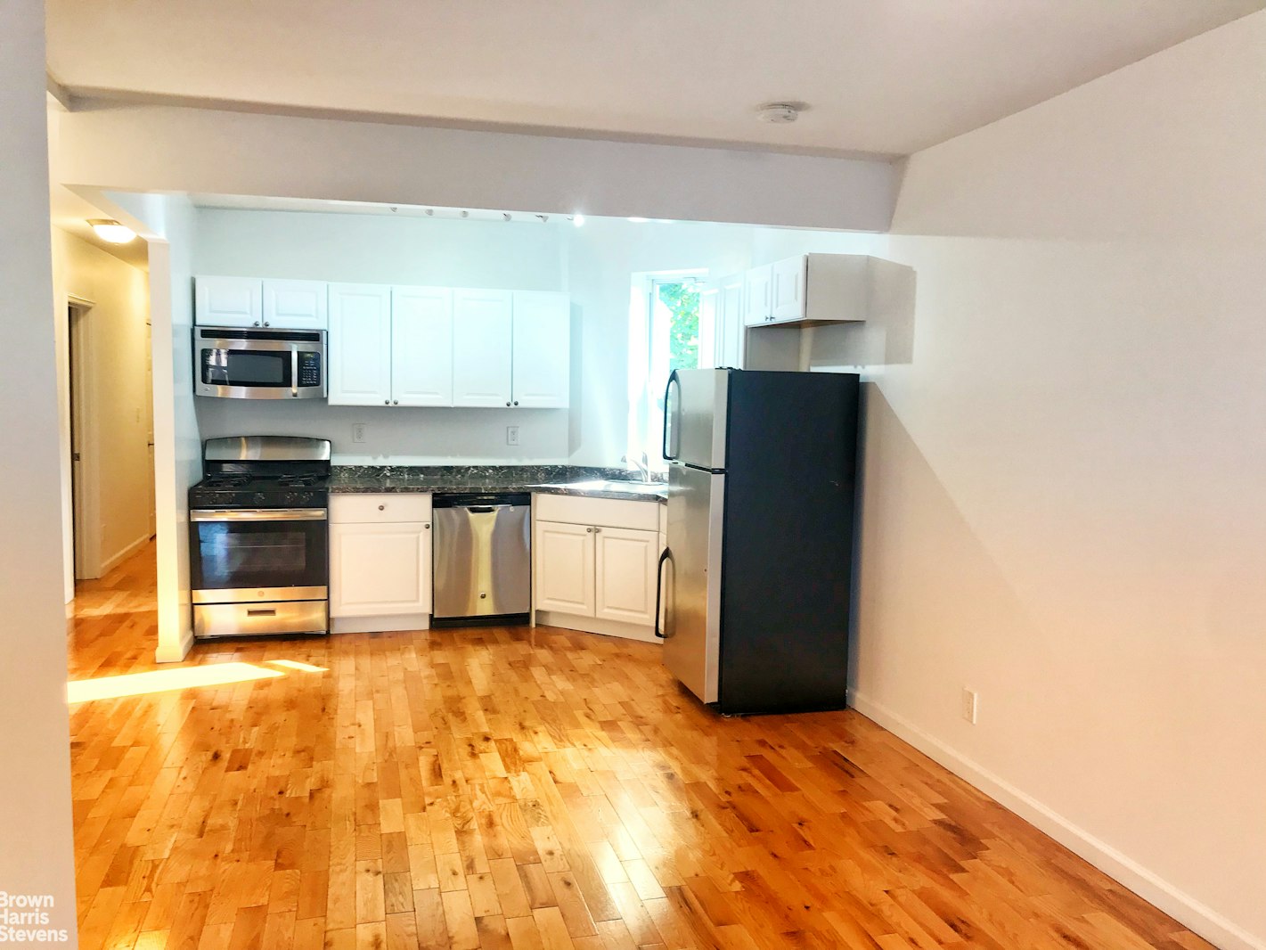 Photo 1 of 293 Grand Avenue 3R, Clinton Hill, Brooklyn, NY, $4,500, Web #: 23100858