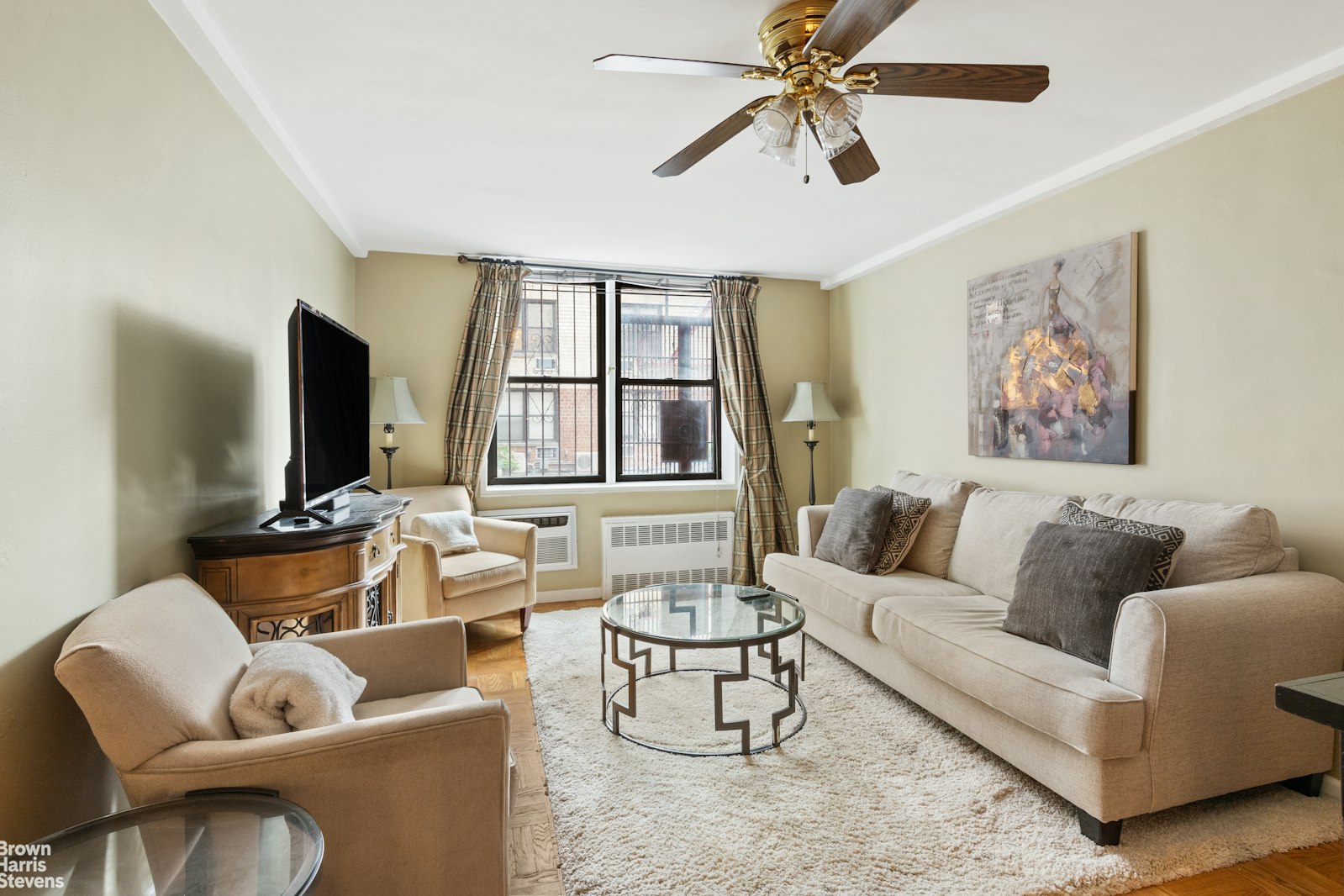 Photo 1 of 165 Christopher Street Lbb, West Village, NYC, $5,500, Web #: 23130846