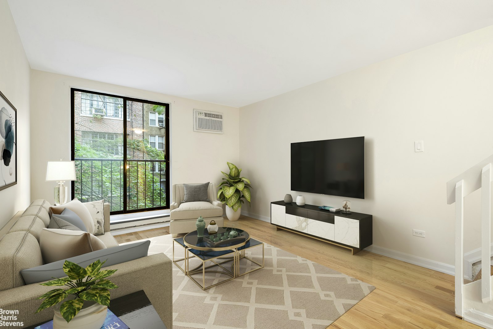 Photo 1 of 134 East 22nd Street 202, Gramercy Park, NYC, $4,200, Web #: 23186293