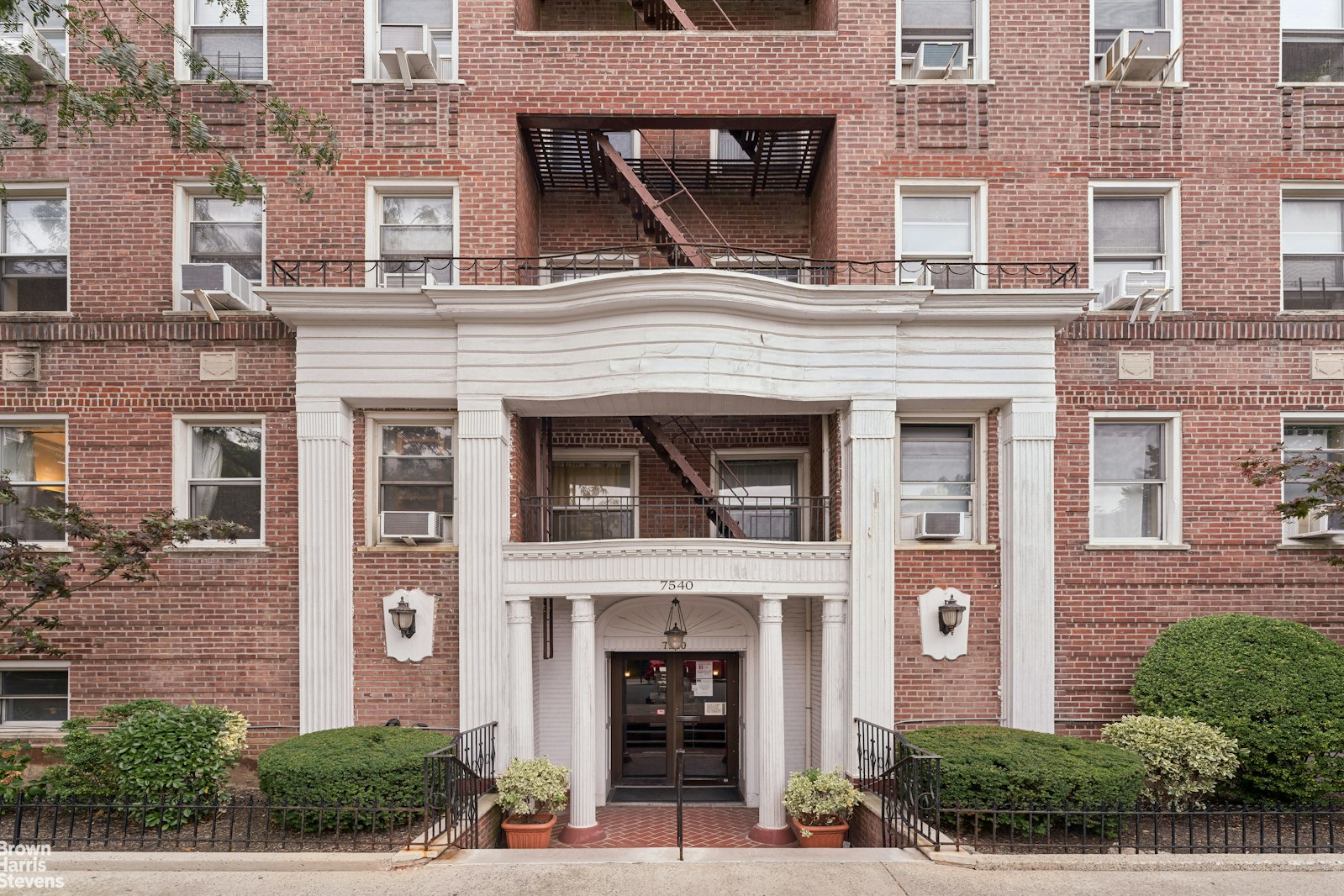 Photo 1 of 75 -40 Austin Street 6Bl, Forest Hills, Queens, NY, $549,000, Web #: 23191714