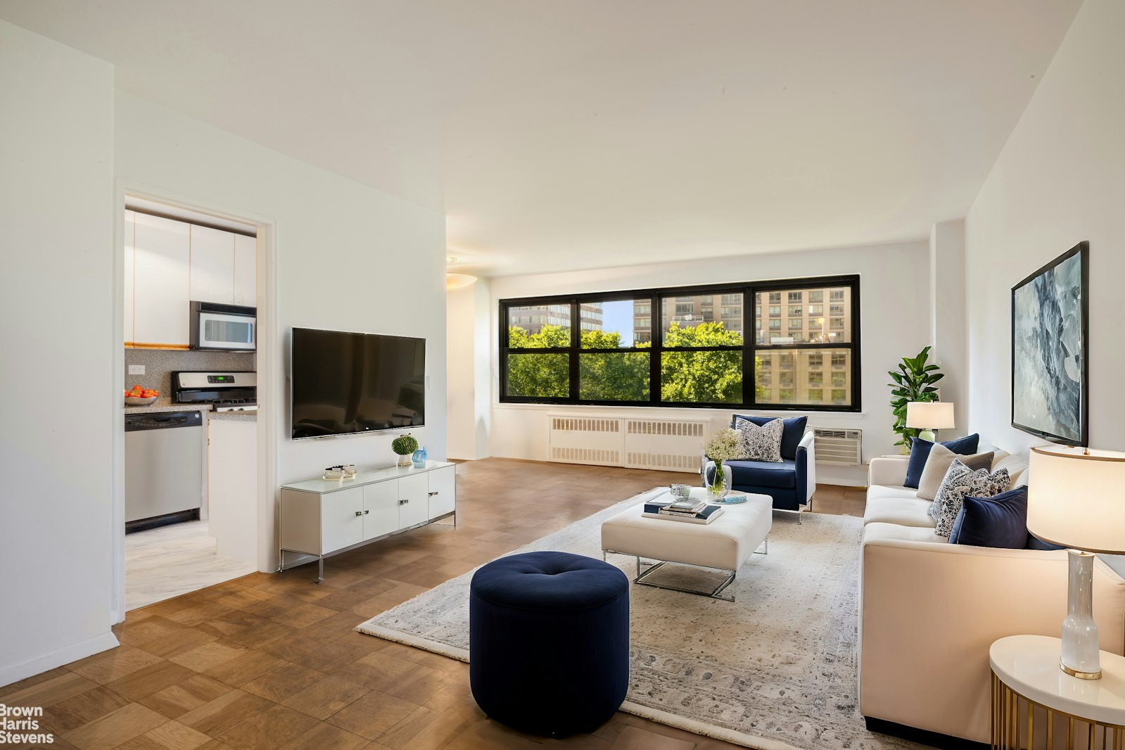 Photo 1 of 165 West End Avenue 5B, Upper West Side, NYC, $749,000, Web #: 23197714