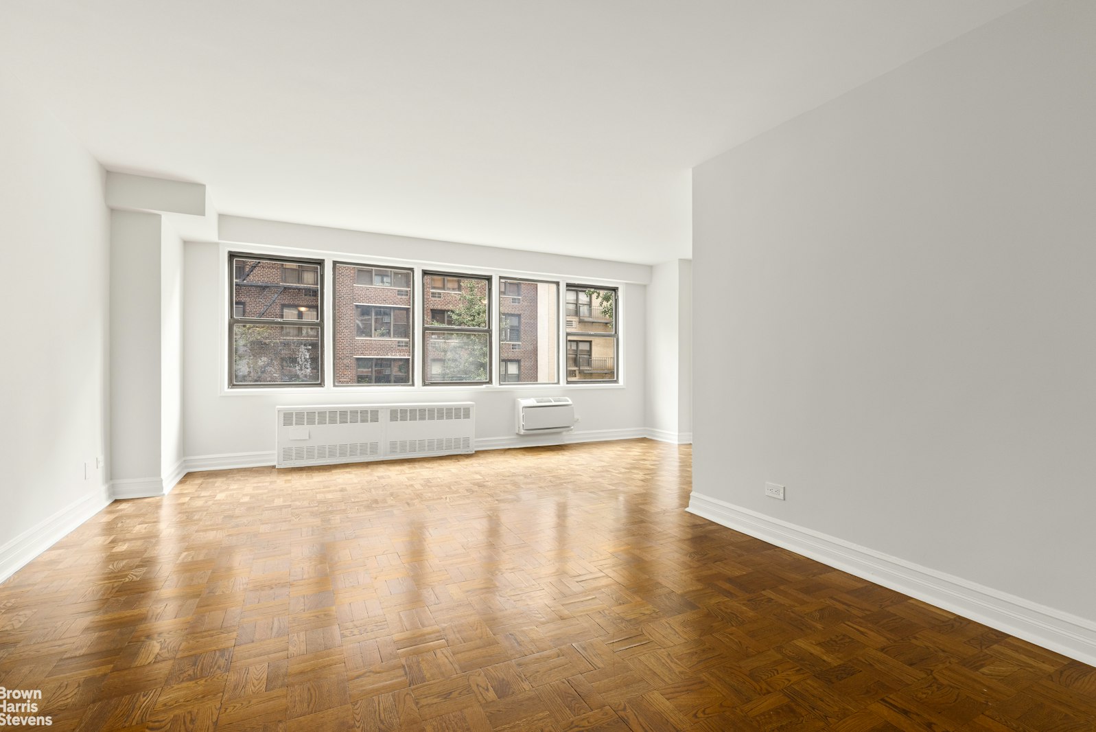 Photo 1 of 200 East 15th Street 2K, Gramercy Park, NYC, $3,850, Web #: 23205465