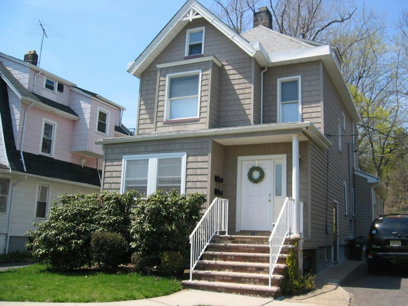 Photo 1 of 19 Mountainview Pl, Montclair, New Jersey, $2,450, Web #: 23228848