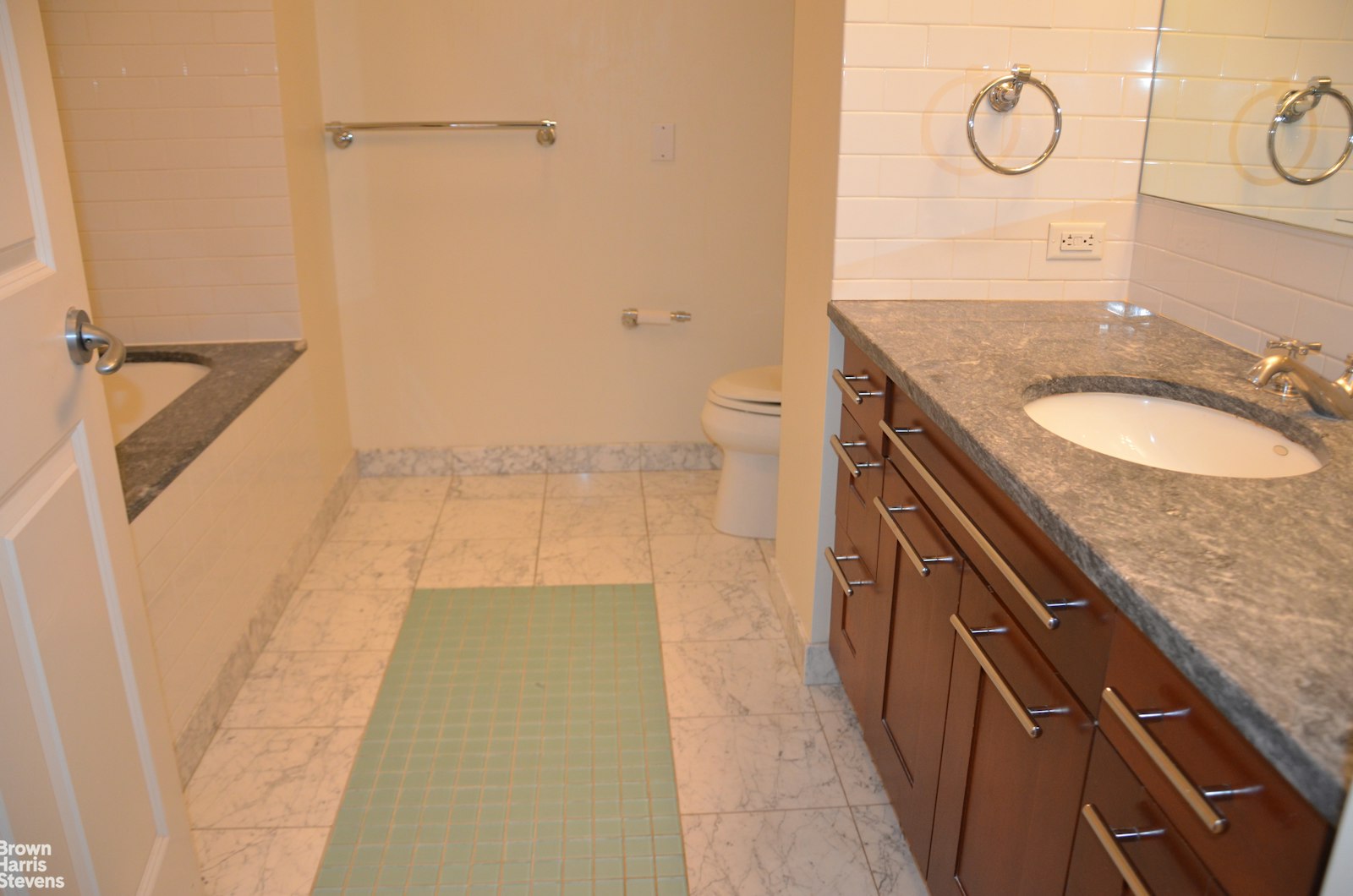 272 West 107th Street Manhattan Valley New York NY 10025