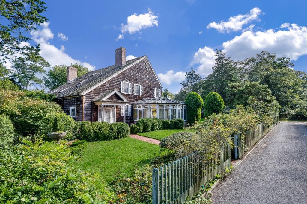 464 Old Stone Highway