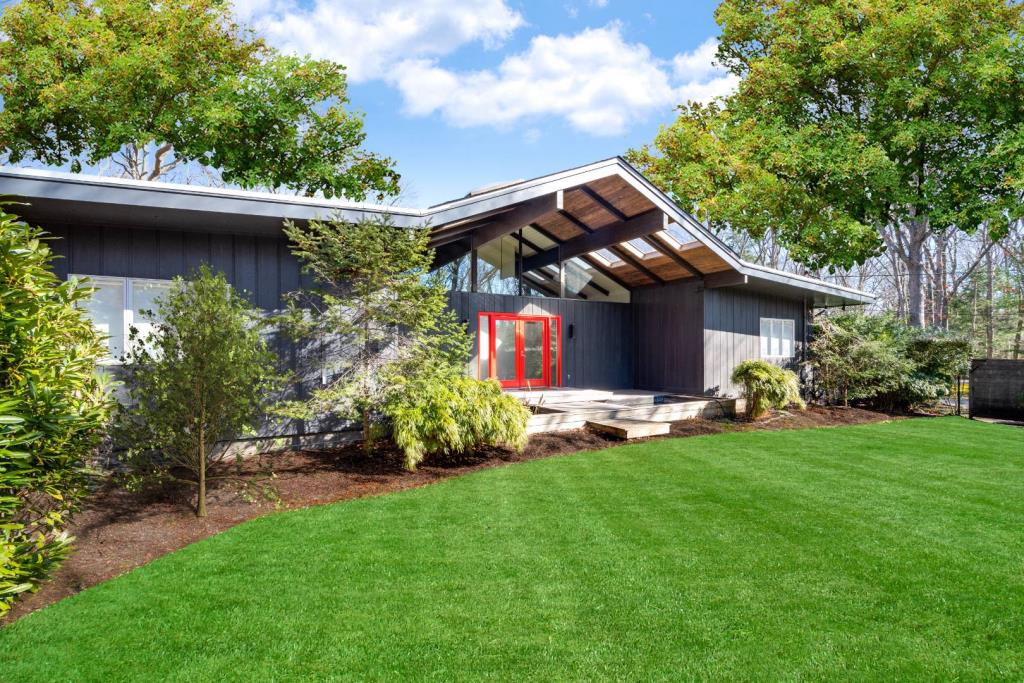 136 Hands Creek Road