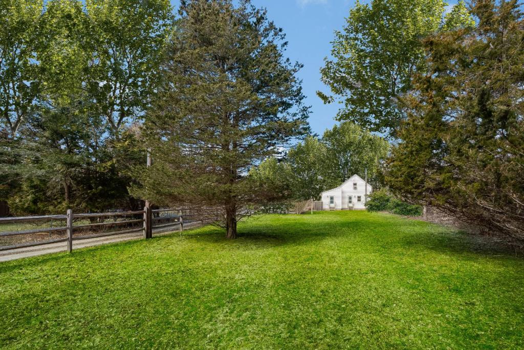 706 Springs Fireplace Roa