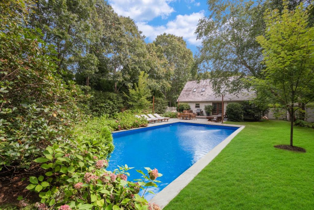 97 Wainscott Northwest Ro