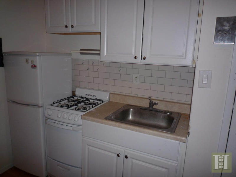 Photo 1 of 630 East 9th Street 5, East Village, NYC, $1,995, Web #: 11140663
