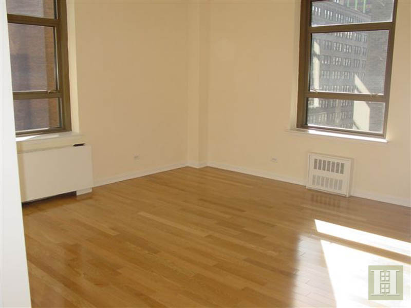 Photo 1 of Park Avenue, Midtown East, NYC, $3,100, Web #: 12195972