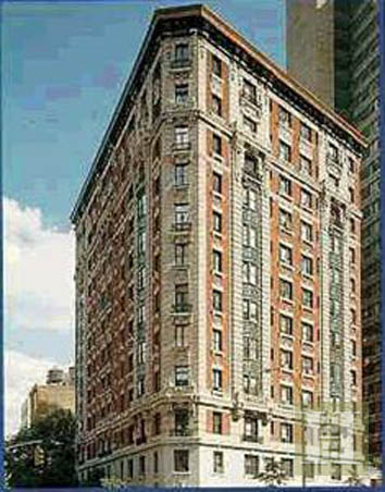 Photo 1 of 140 West 69th Street, Upper West Side, NYC, $2,200, Web #: 12393170