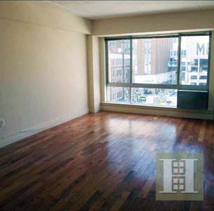 State Renaissance, Downtown Brooklyn, Brooklyn, NY - 2 Bedrooms  
1 Bathrooms  
4 Rooms - 