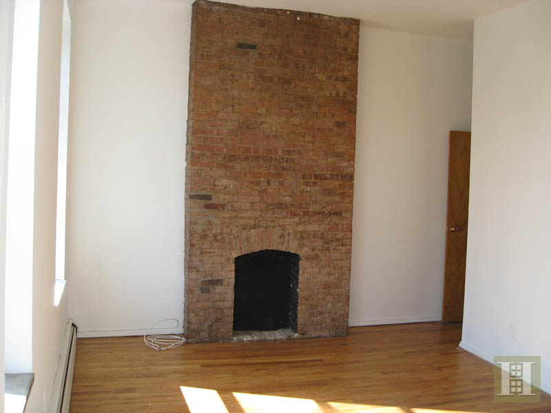 Photo 1 of 543 East 6th Street 4, East Village, NYC, $2,495, Web #: 14023339
