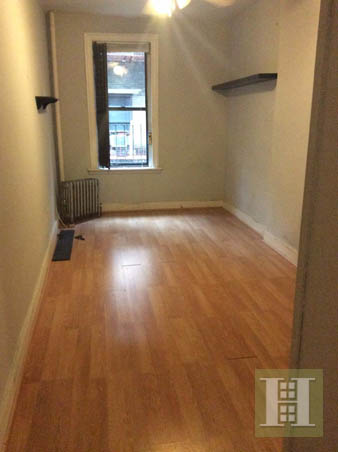 Photo 1 of 108 West 17th Street 8, Chelsea, NYC, $3,375, Web #: 14093925