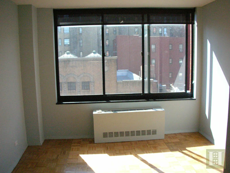 Photo 1 of 215 West 95th Street 10D, Upper West Side, NYC, $2,750, Web #: 14171666